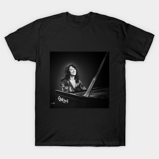 Martha Argerich T-Shirt by Oniryah